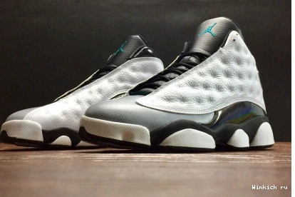 13 JORDAN “BARONS WHITE GREY RETRO AIR MENS HOLOGRAM” 1212